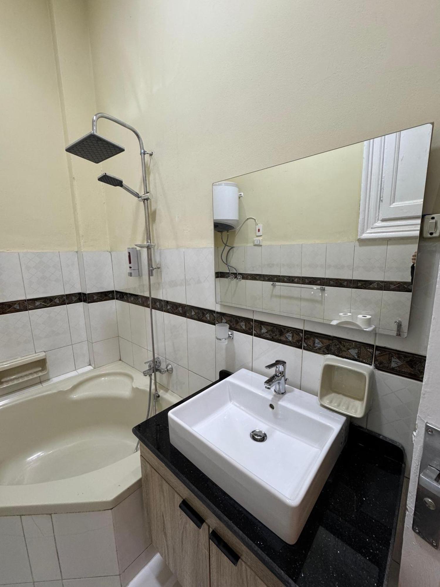 Cairo Hub Hostel Exterior photo